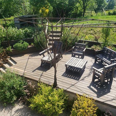 Fenetre Sur Loire Bed & Breakfast Iguerande Exterior photo