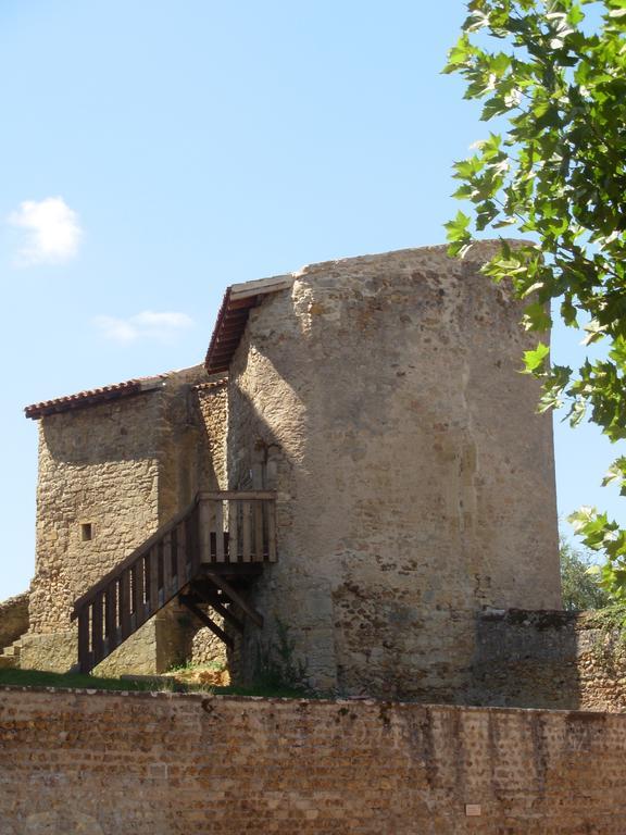 Fenetre Sur Loire Bed & Breakfast Iguerande Exterior photo